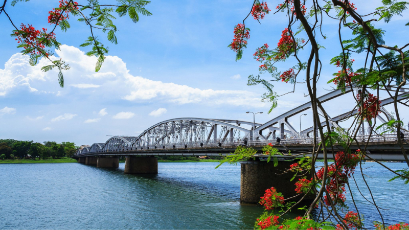 Central Vietnam Discovery — 2