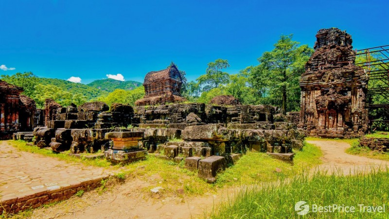 Central Vietnam Heritage & Adventure — 2