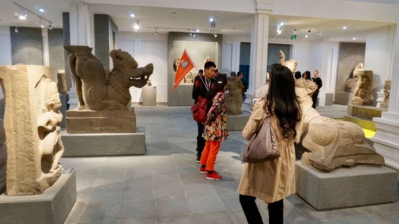 Central Vietnam Heritage & Adventure — 3