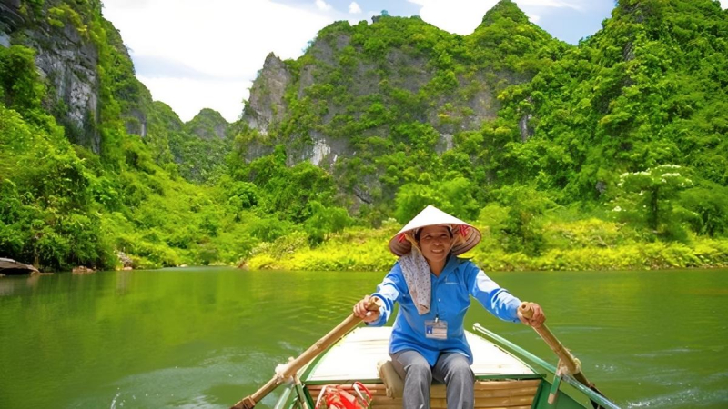 Hanoi, Halong & Ninh Binh Express — 5