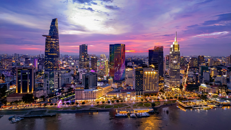 Luxurious Insight Vietnam Local — 2