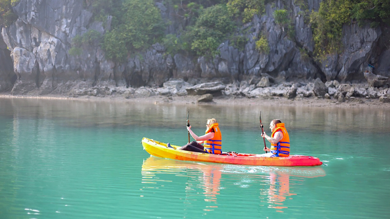 Private Halong Bay Day Trip — 3
