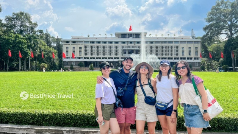 Vietnam Essential 10 Days — 1