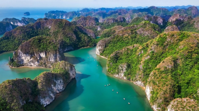Vietnam Traditional Therapies & Natural Wonders — 6